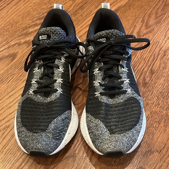 Nike React Infinity Run Flynit 2 used, good condition - Picture 2 of 7
